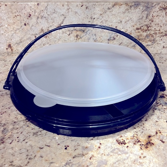Vintage Tupperware 90’s Black Party Susan w/ Handle & Lid - Picture 2 of 8